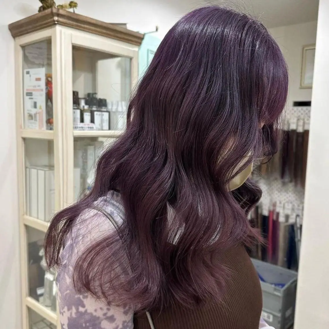 セミロング カラー ブリーチ ラベンダーカラー ORIKA 美容室のヘアスタイル