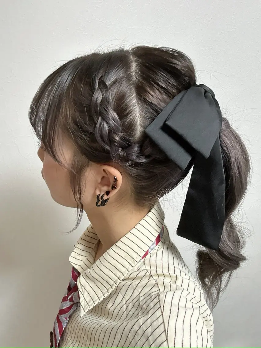 ロング ヘアアレンジ ポニーテール Kurumi リトル渋谷のヘアスタイル