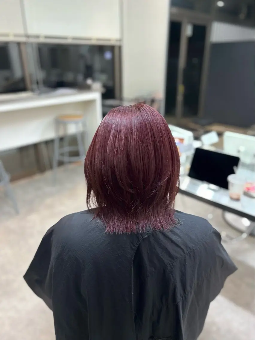 ショート カラー ダブルカラー ピンクカラー ウルフカット 小林 円香のヘアスタイル