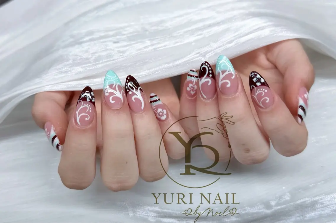 ネイル ハンドネイル フットネイル ハンドケア YURI Nail NARITAのネイルデザイン