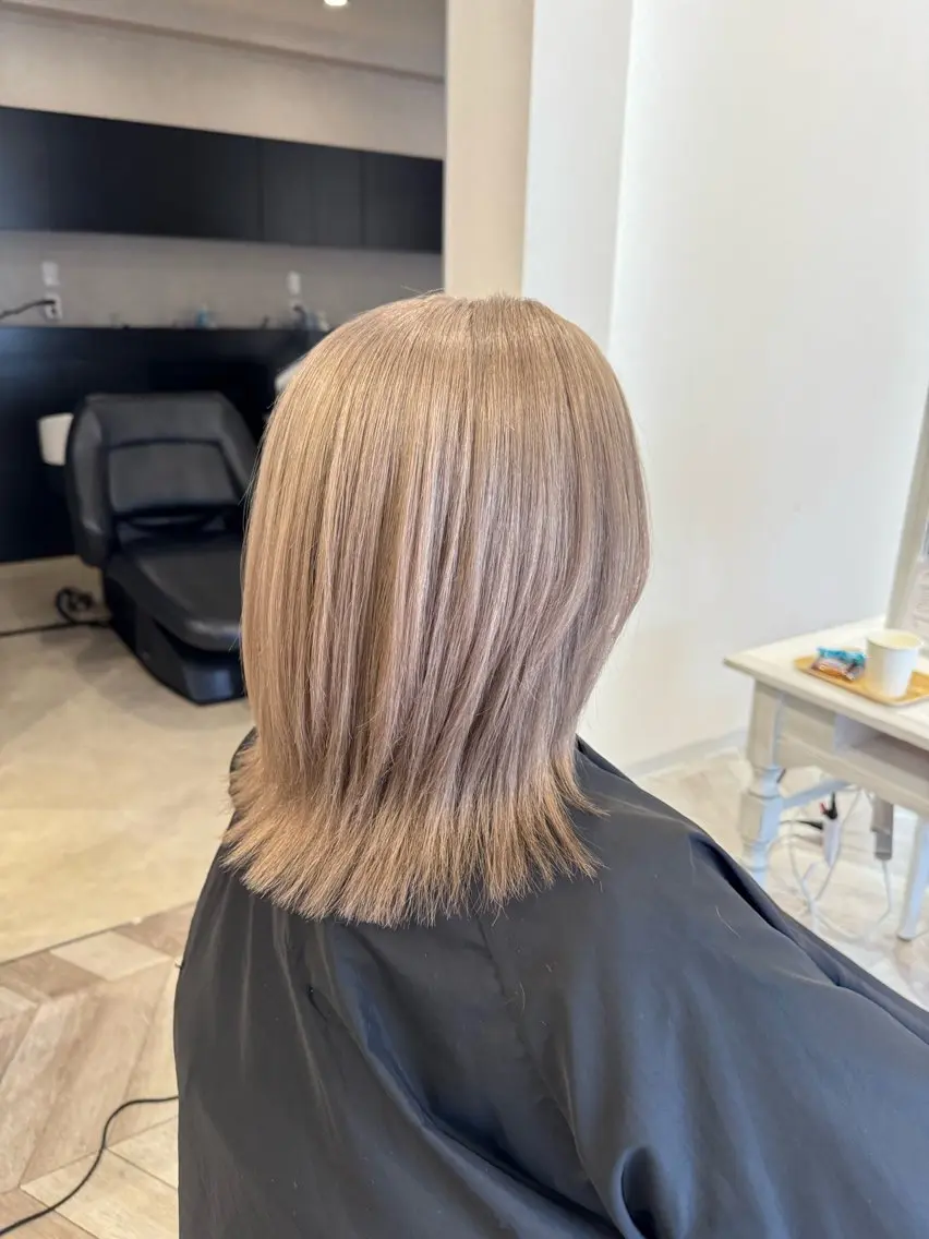 ミディアム カラー カット ヘアカラー 佐々木  まゆかのヘアスタイル