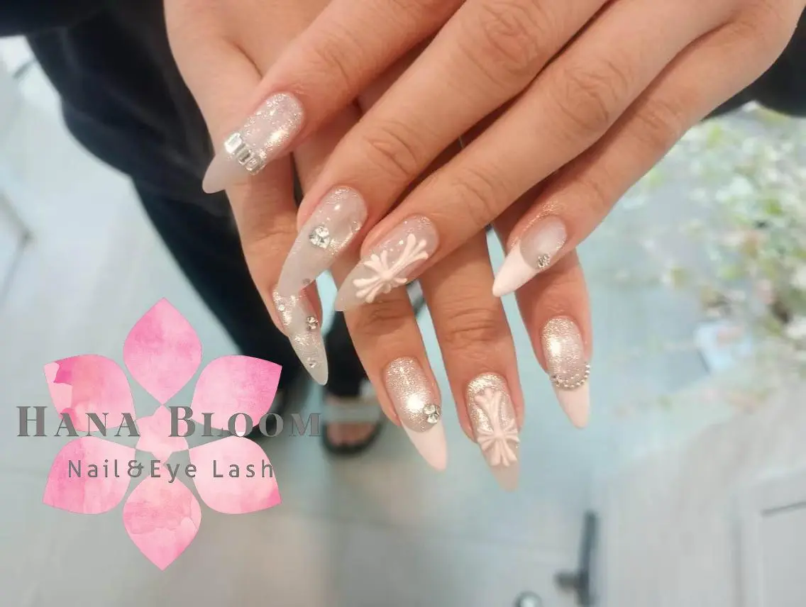 ネイル クリアネイル 長さ出し キラキラネイル 韓国ネイル ロングネイル ハンドネイル ハンドケア Hana Bloom 💖初回オフ無料のネイルデザイン