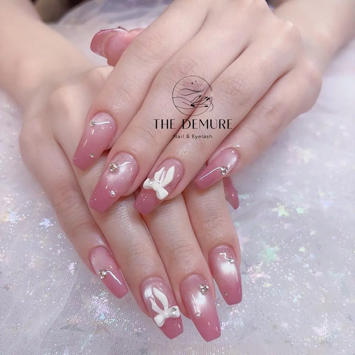 ネイル Demure Amy 銀座店のネイルデザイン