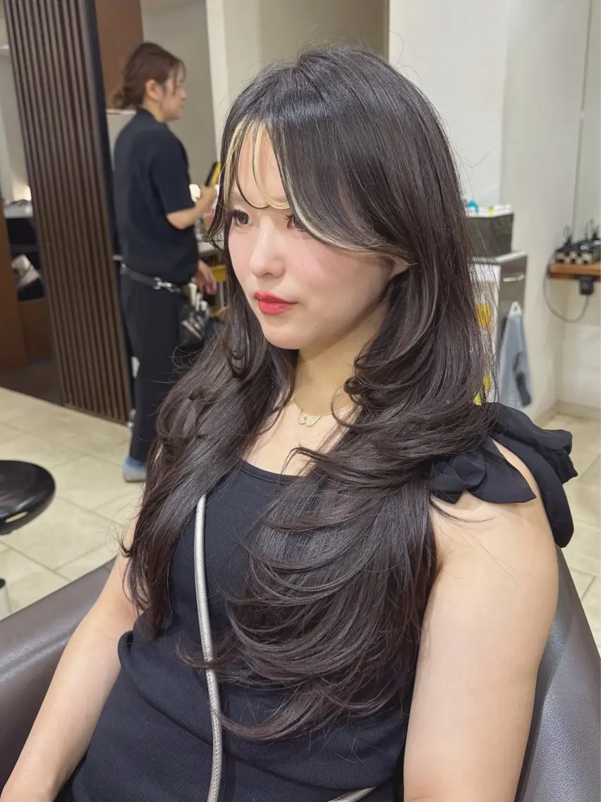 ロング 透明感カラー🇰🇷 レイヤー✨桑原　研太のヘアスタイル