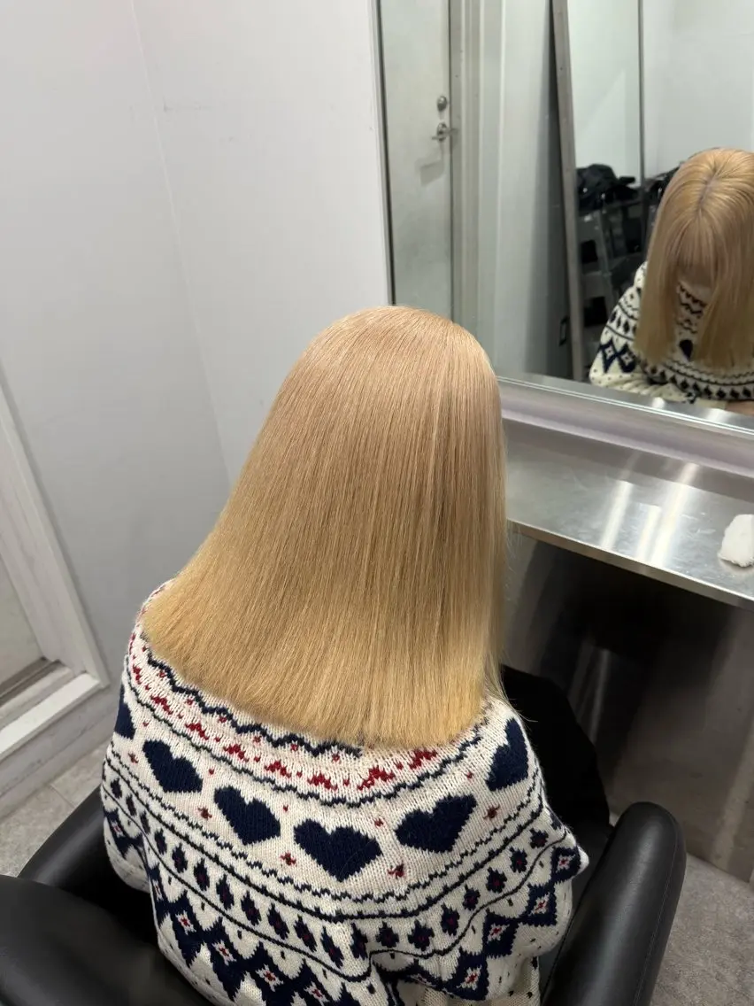 ミディアム カラー ヘアカラー 【🥀履歴修正🥀】 ハイトーン職人/拓真のヘアスタイル