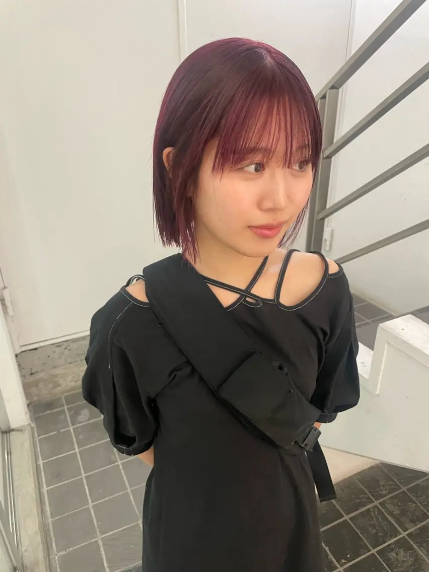 ショート カラー バレイヤージュ ブリーチ ケアブリーチ デザインカラー ダブルカラー カット ヘアカラー トリートメント スパイラルパーマ 🌐hina⭐️のヘアスタイル