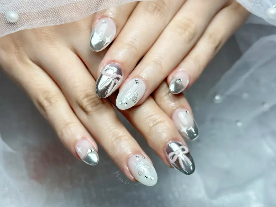 ネイル キラキラネイル マグネットネイル 持ち込み シンプルネイル ハンドネイル フットネイル ハンドケア TS. nails___のネイルデザイン