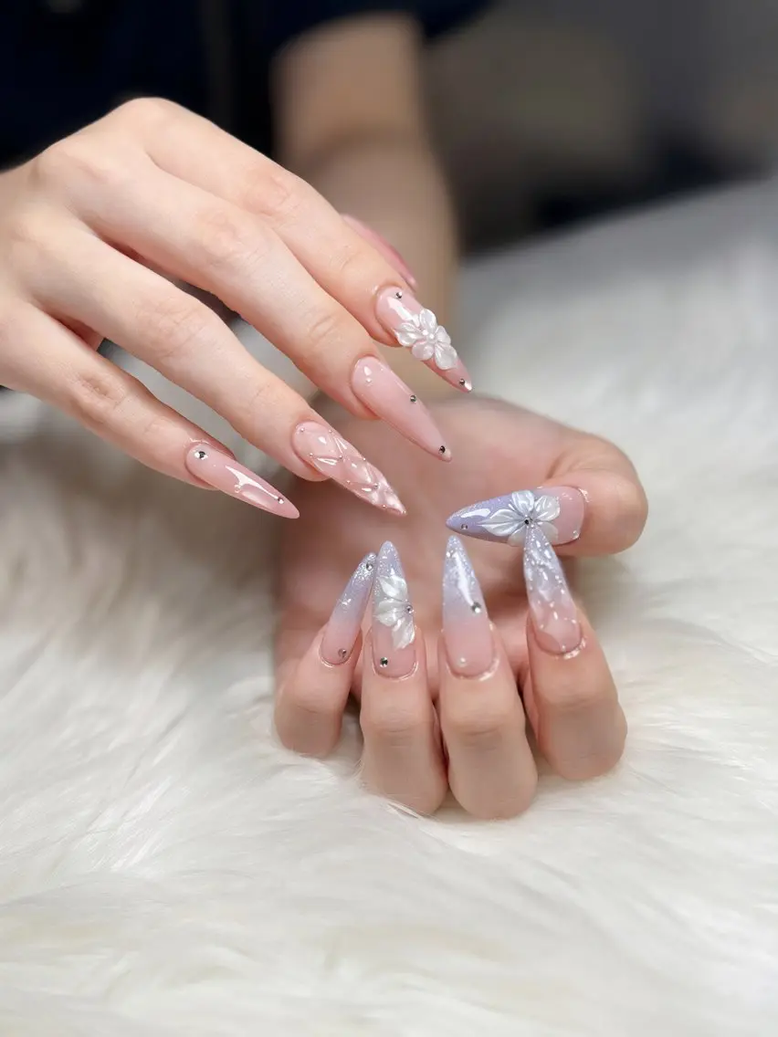 ネイル オーロラネイル チークネイル フットネイル フレンチネイル ジェルネイル ハンドネイル Nichi Nailsのネイルデザイン