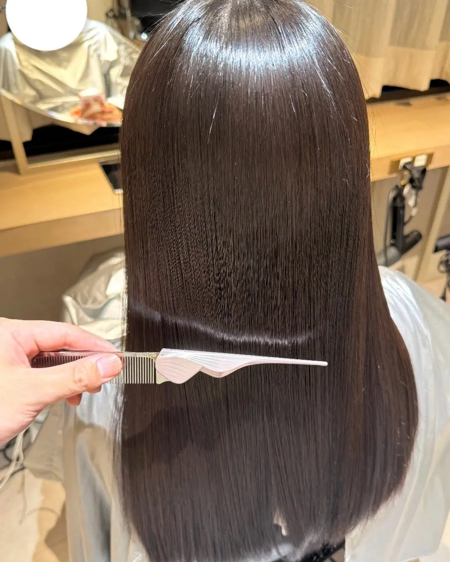 ロング パーマ ストレートパーマ 縮毛矯正 大川 七夏のヘアスタイル