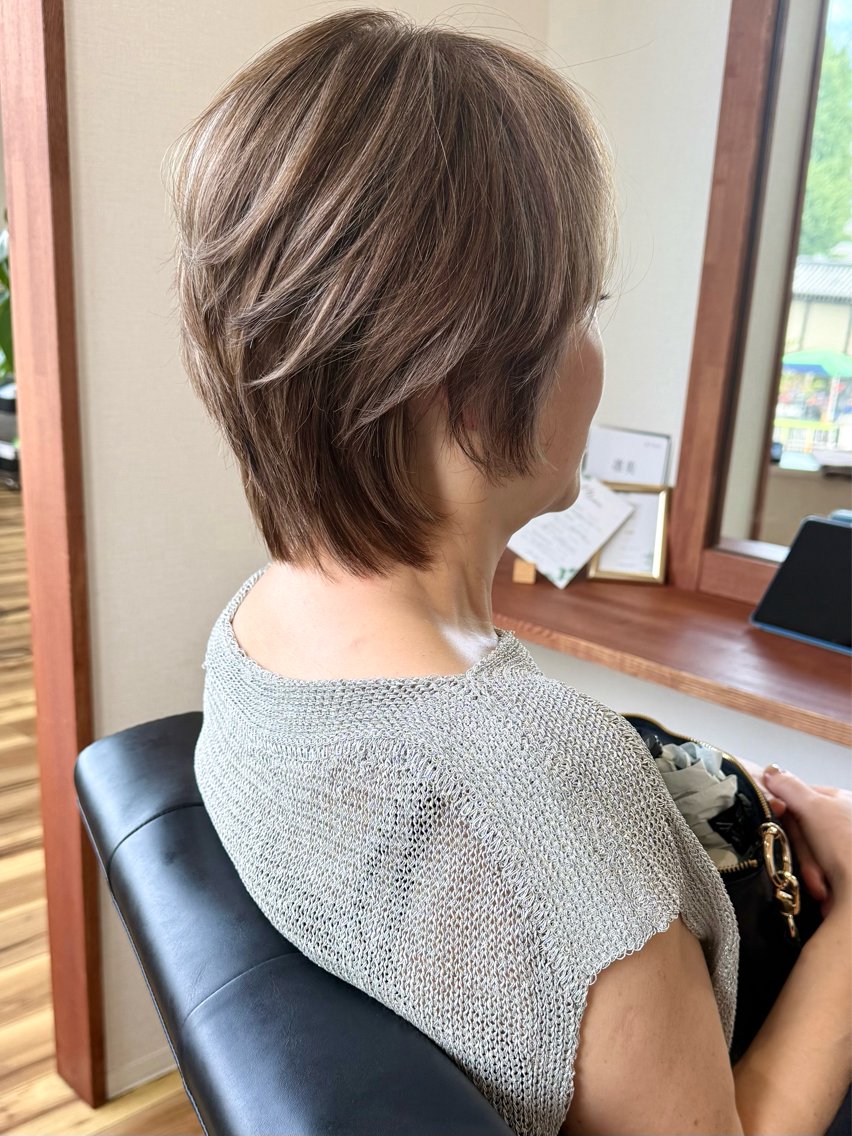 ショート カラー ハイライトカラー ハイライト カット ヘアカラー トリートメント 田室和幸 河原町のヘアスタイル