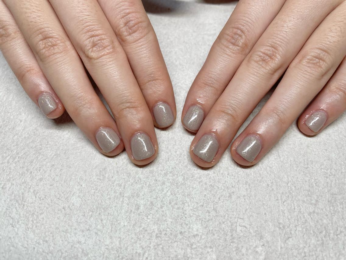 ネイル ラメ(グリッター) ショートネイル 💐irisée fleur中居のネイルデザイン
