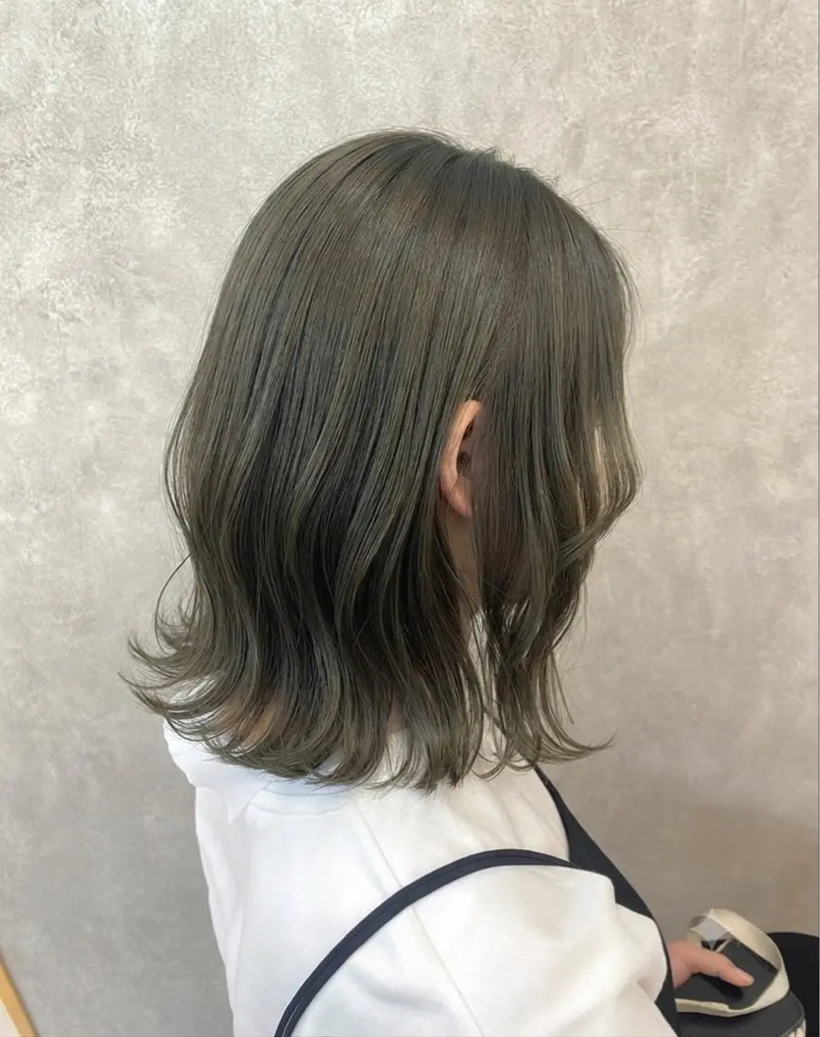 ミディアム カラー 透明感カラー ダブルカラー グレージュ オリーブグレージュ オリーブグレー ヘアカラー トリートメント 【enil代表】 杉林和哉のヘアスタイル