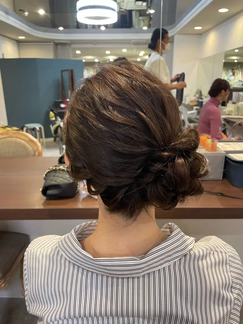 セミロング ヘアアレンジ 大長 一華のヘアスタイル