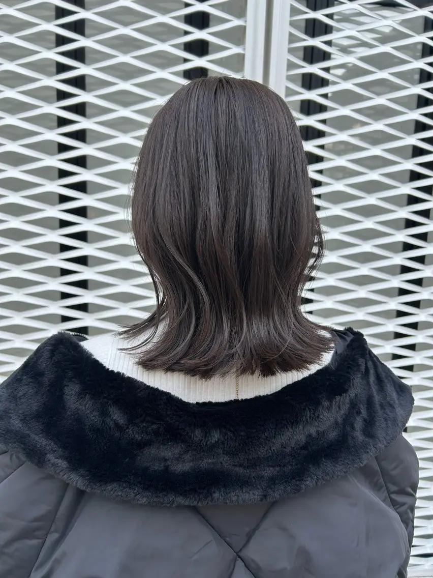 ミディアム カラー ヘアアレンジ カット ヘアカラー トリートメント yuka .のヘアスタイル