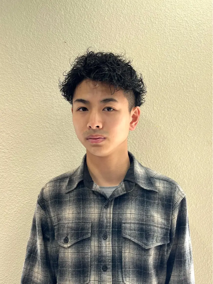 ショート パーマ メンズ メンズパーマ 波巻きパーマ スパイラルパーマ 茅ヶ崎パーマ特化/ スパイラル/ハルキのヘアスタイル