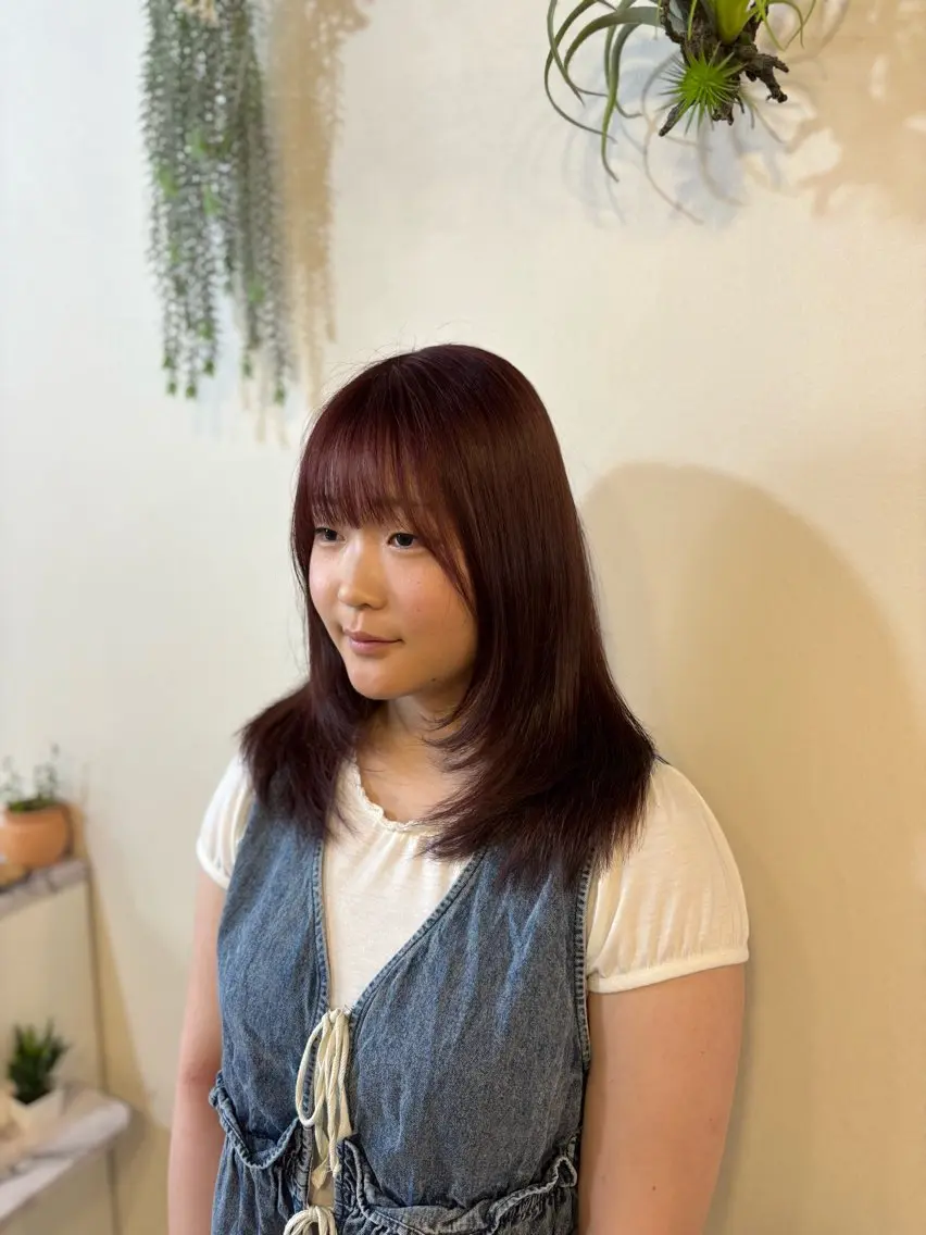 ミディアム カラー レッドカラー レイヤーカット カット ヘアカラー トリートメント 山本なつみ/透明感 /レイヤー/ブリーチのヘアスタイル