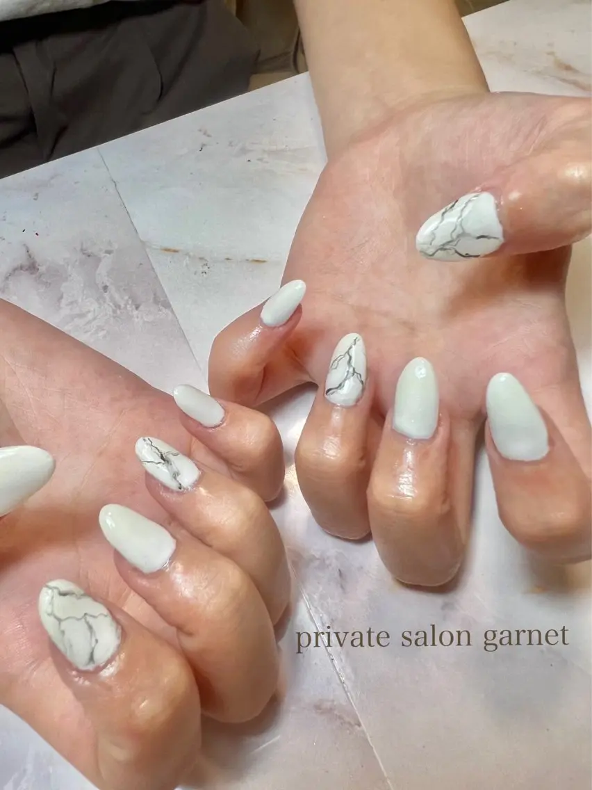 ネイル 大理石ネイル(マーブル) Garnet nailのネイルデザイン