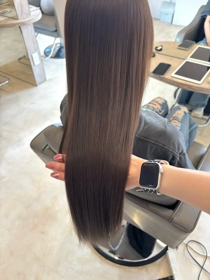 ロング カラー ヘアカラー ハラダ ヒナミのヘアスタイル