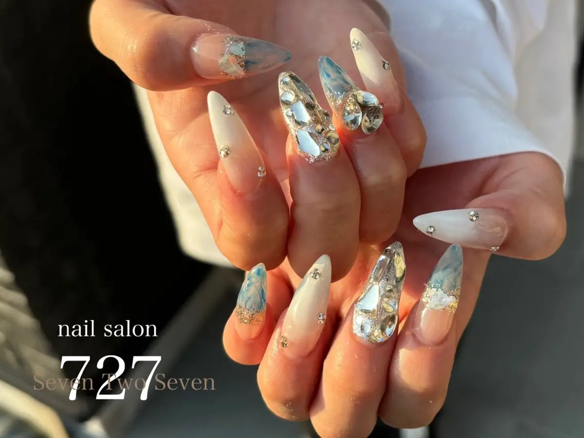 ネイル ハンドネイル 727 nailのネイルデザイン