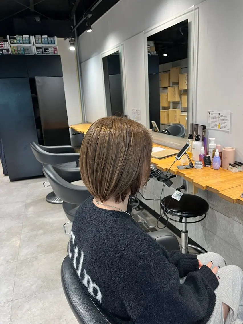 ミディアム カラー ヘアカラー ✨川越ブリーチ特化✨ Yumaのヘアスタイル