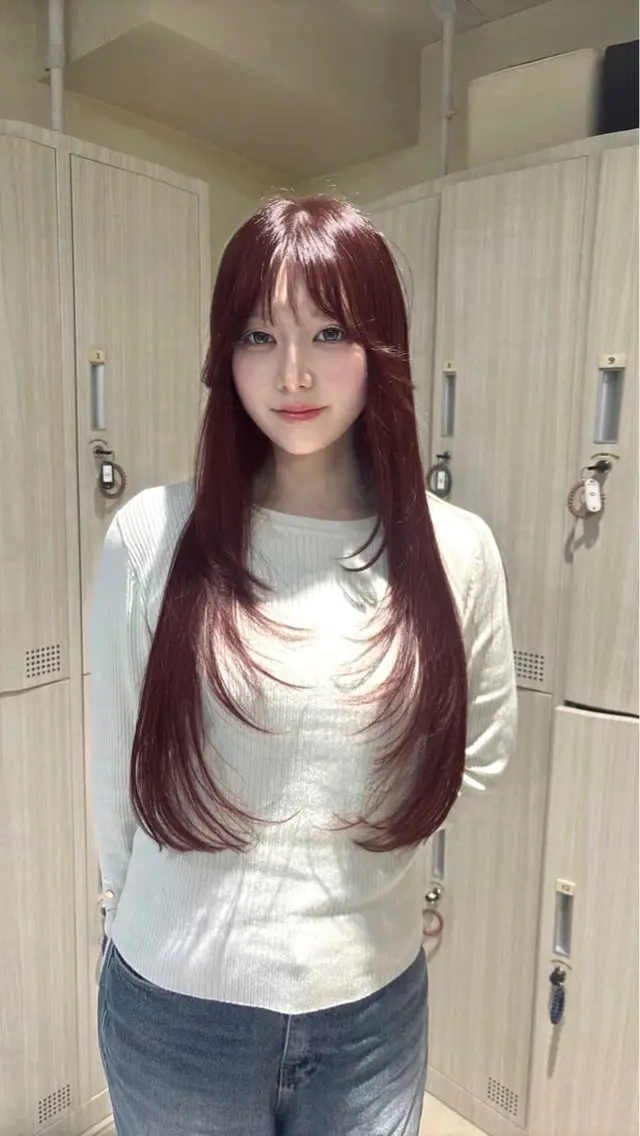 ロング くびれヘア 顔まわりレイヤー 韓国風ヘア レイヤーカット ローレイヤー 🎀小顔ショート/ miruki🪽のヘアスタイル