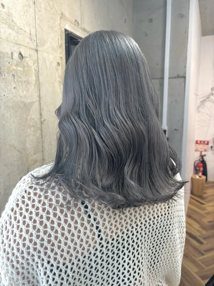 ロング ヘアカラー トリートメント SHOTO ハイトー ン/ブロンドカラーのヘアスタイル