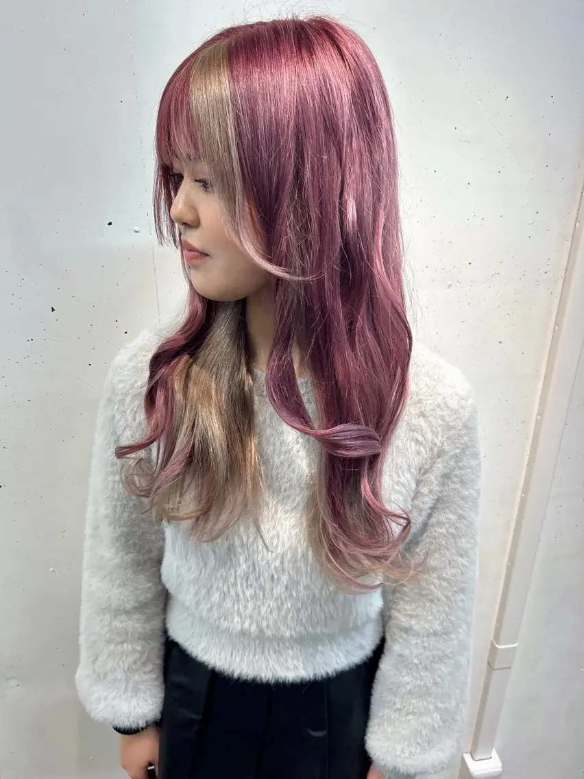 ミディアム カラー デザインカラー ヘアカラー トリートメント ウルフカット レイヤーカット上柿のヘアスタイル