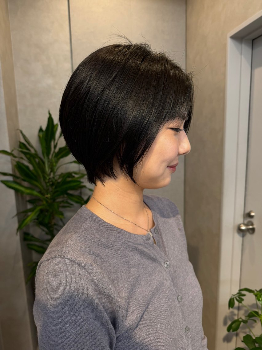 ショート カット ヘアカラー 山中 欧輔のヘアスタイル