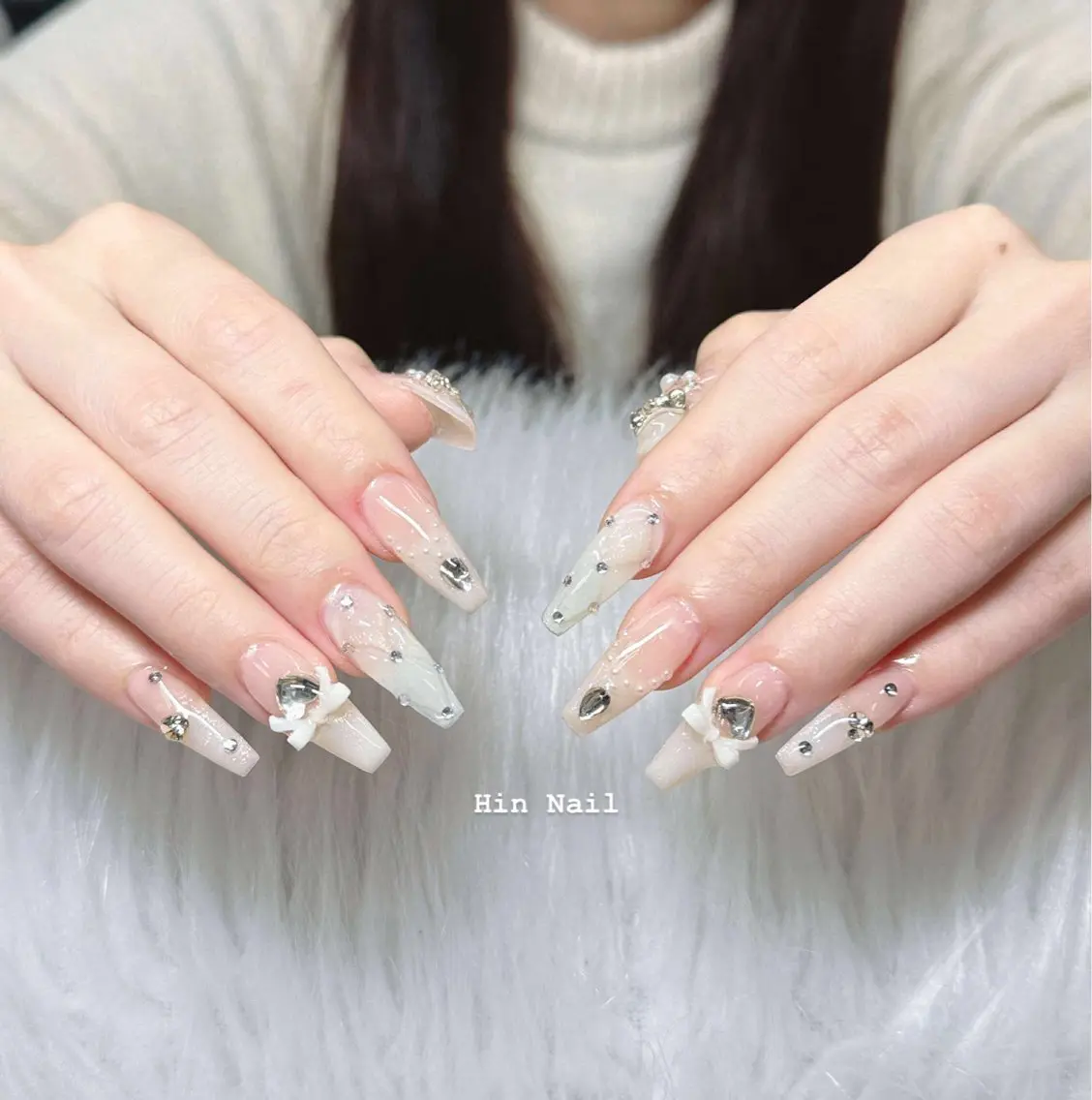 ネイル ハンドネイル HIN NAILのネイルデザイン