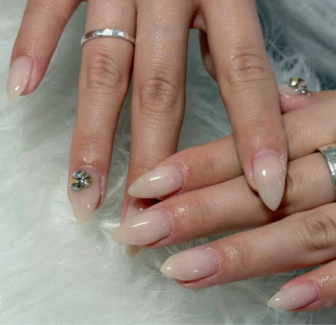 ネイル ハンドネイル LAVISH sakiのネイルデザイン