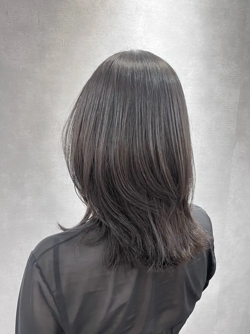 ミディアム カット ヘアカラー 🩵REGALO🤍 KAORI🩵水戸のヘアスタイル