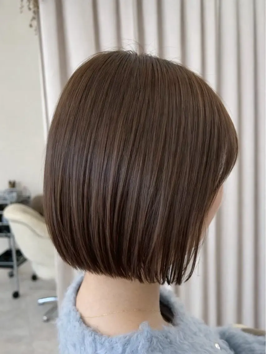 ショート カラー 大谷 真央のヘアスタイル