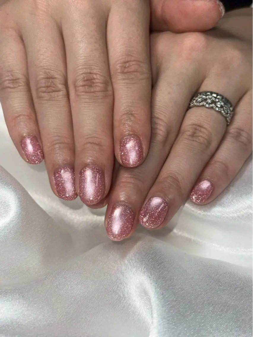 ネイル オーロラネイル 桜ネイル フラッシュネイル フラッシュマグ フラワーネイル ハンドネイル kikinail 溝の口のネイルデザイン