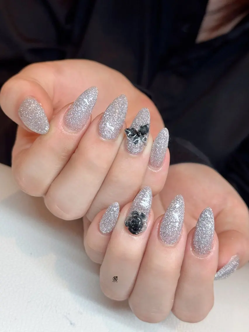 ネイル チークネイル ドット フレンチネイル グラデーション ハート ハンドネイル Ruby Nail 霞ヶ関店のネイルデザイン