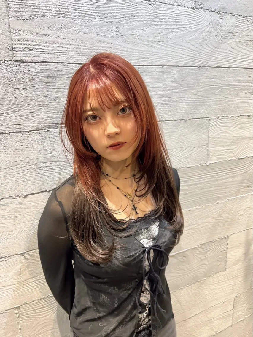 セミロング カラー 磯田冬弥/ ブリーチメニューのヘアスタイル