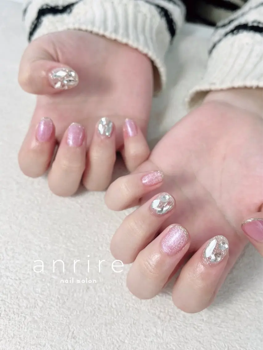 ネイル ジェルネイル キラキラネイル ラメ(グリッター) マグネットネイル パラジェル nailsalon anrireのネイルデザイン