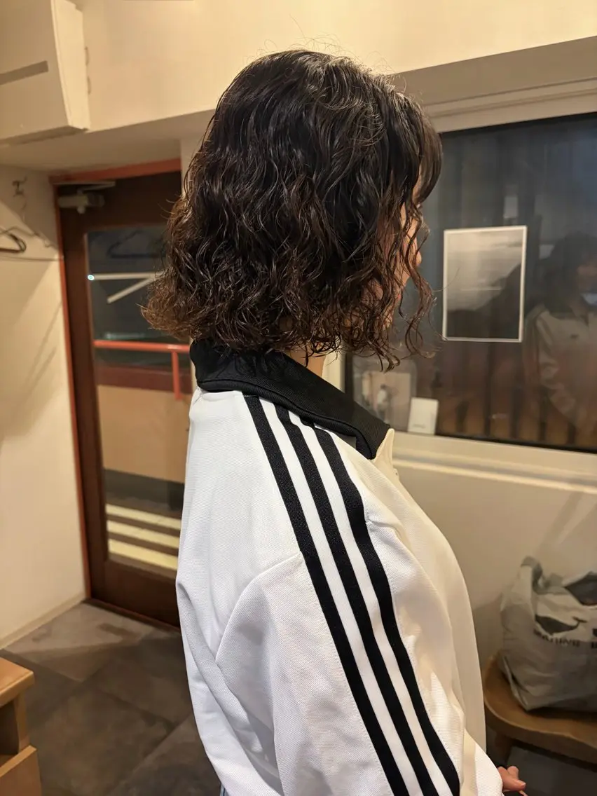 ショート パーマ 土川 陽菜のヘアスタイル