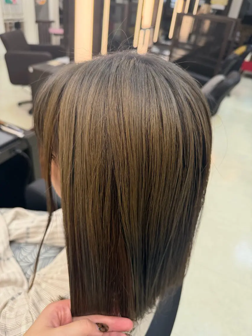 セミロング 池田 朱李のヘアスタイル