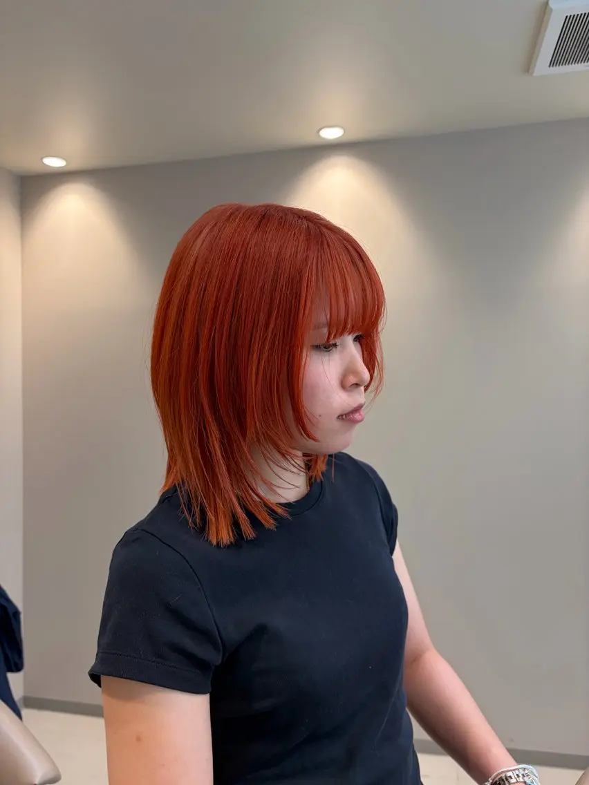ミディアム 顔まわりレイヤー 顔周りカット レイヤーカット オオカメ ユヅキのヘアスタイル