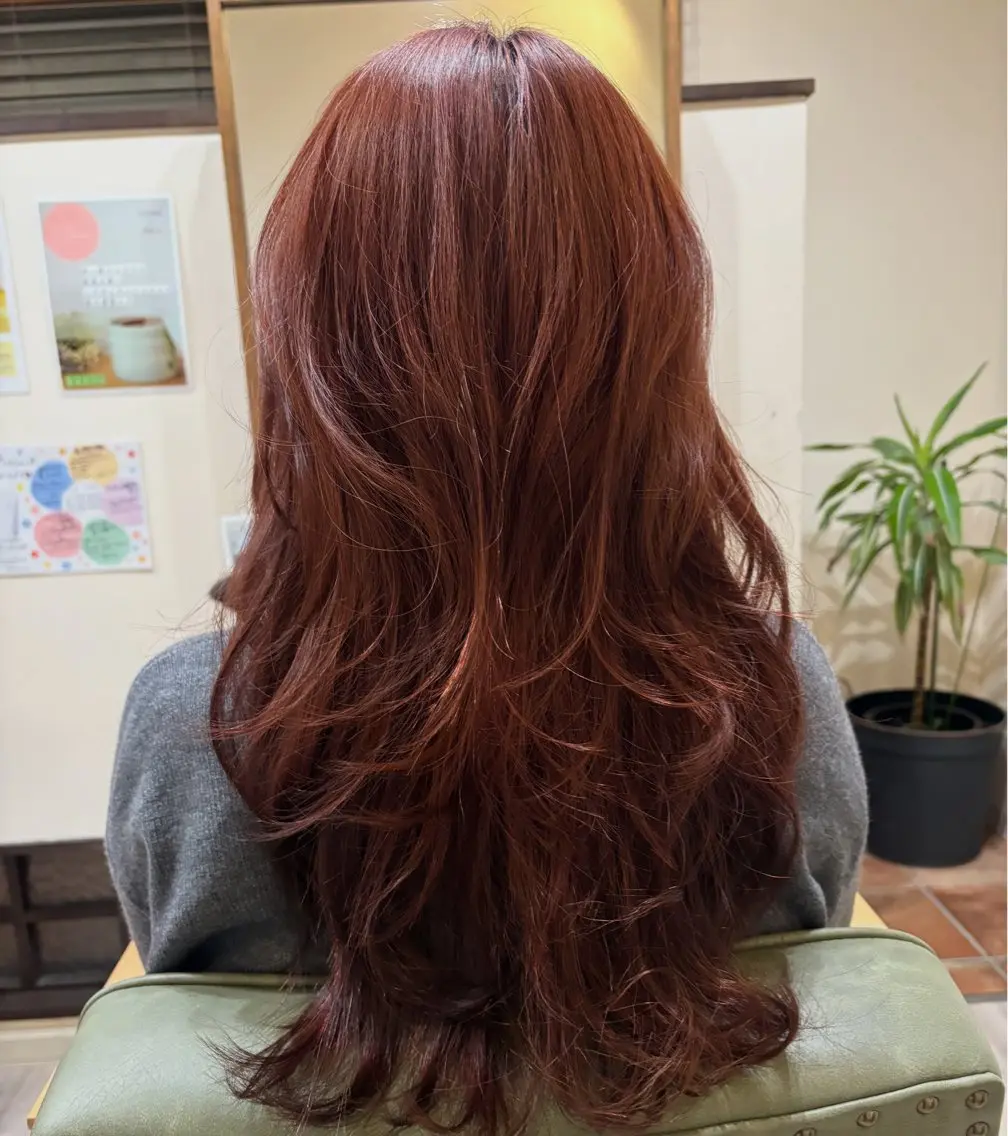 ロング ロングレイヤー レイヤーカット ロング reche AMIのヘアスタイル