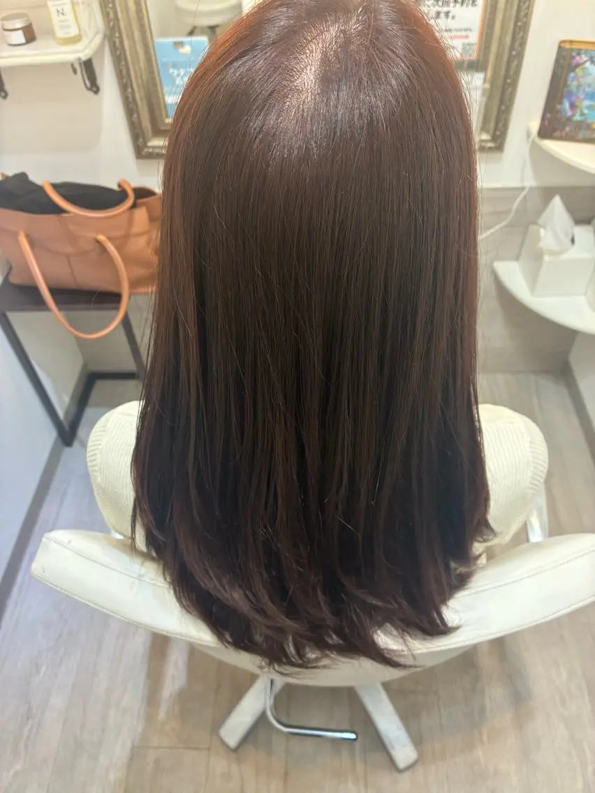 セミロング カラー ✨透明感カラー✨ ☘️くすみカラー☘️のヘアスタイル