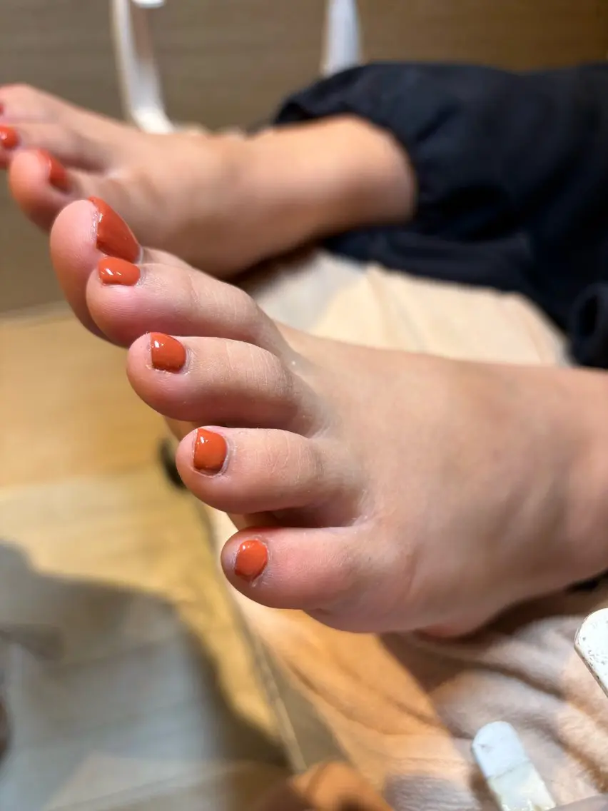 ネイル フットネイル 橋本 心那のネイルデザイン