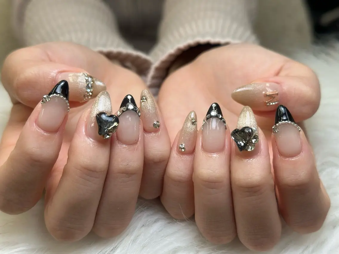 ネイル アートネイル 成人式 ジェルネイル ニュアンスネイル 夏ネイル ハンドネイル Nienail_ Luxeのネイルデザイン