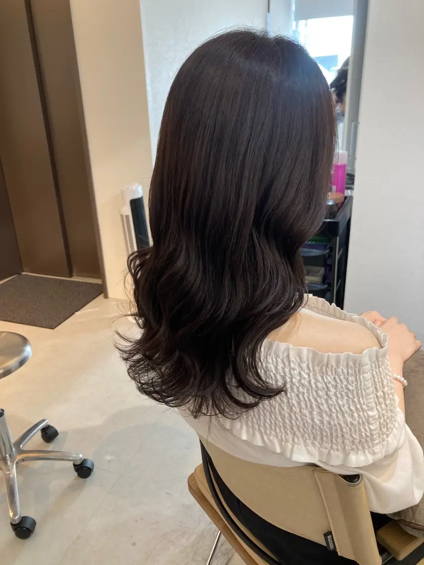 セミロング ✨色持ちの良い艶 カラー✨蟹江真世のヘアスタイル