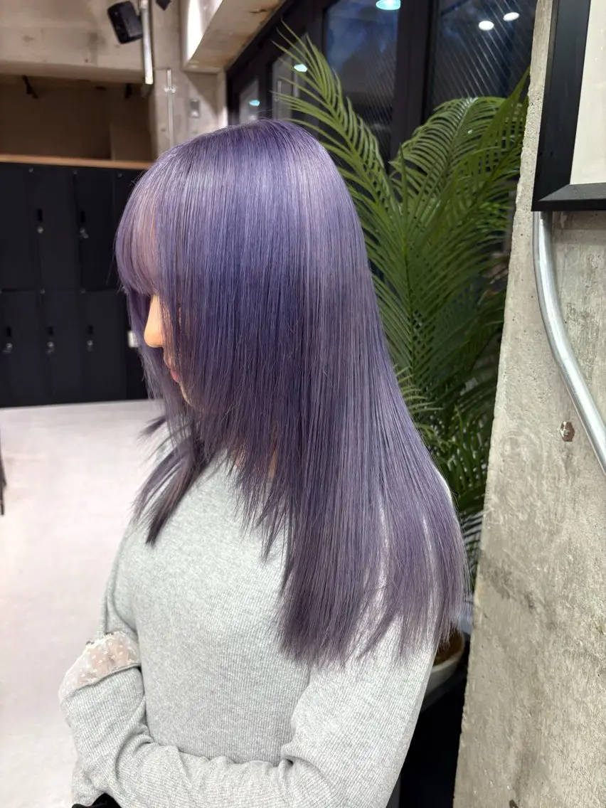ロング カラー ヘアカラー KAEDE🌺Wカ ラー/ホワイトカラーのヘアスタイル
