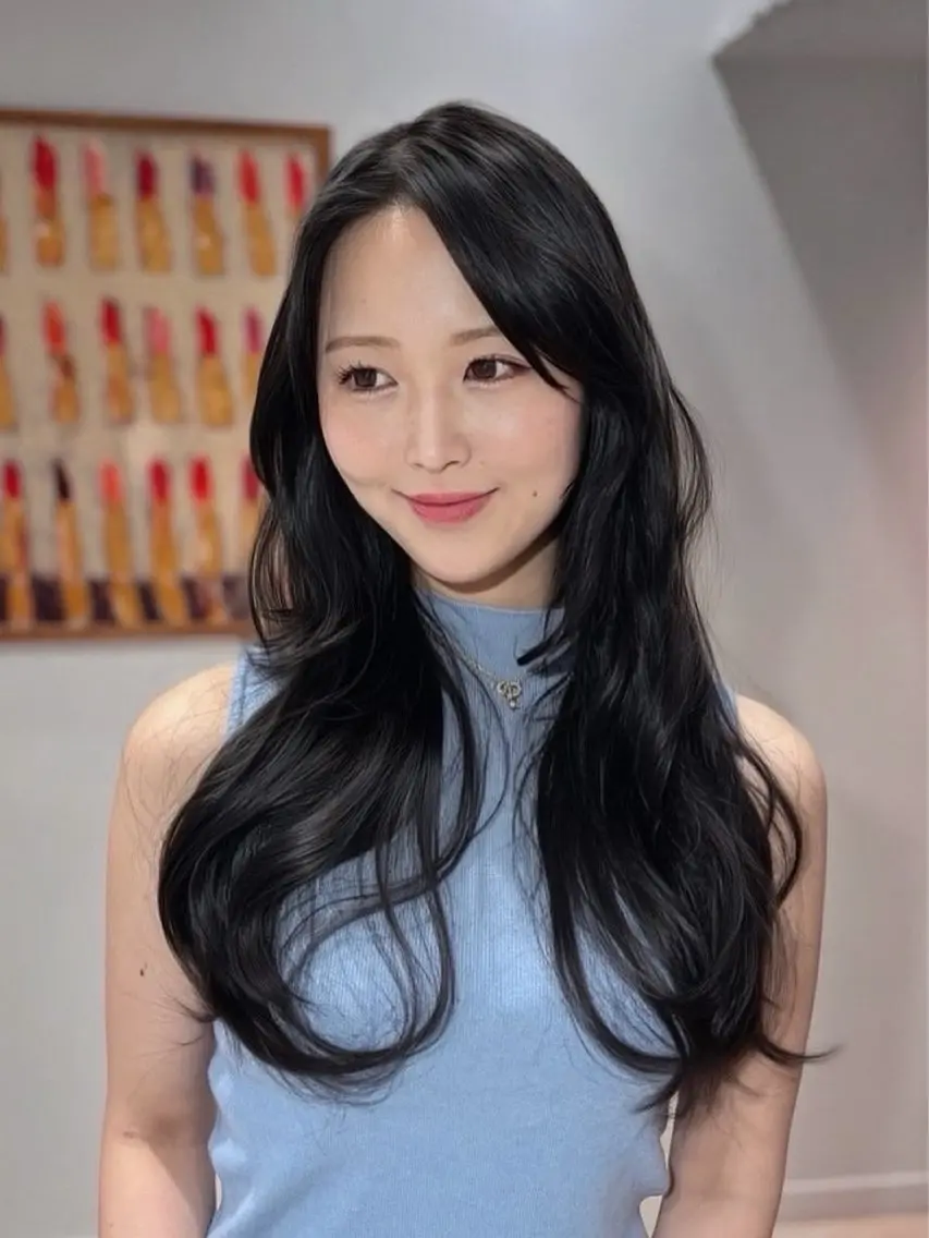 ロング 顔周りカット レイヤーカット 🫧透明感・艶カラー miyu🫧のヘアスタイル
