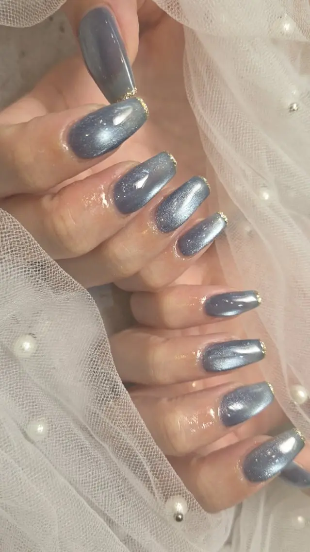 ネイル ハンドネイル QueenNail 🧸NAMIのネイルデザイン