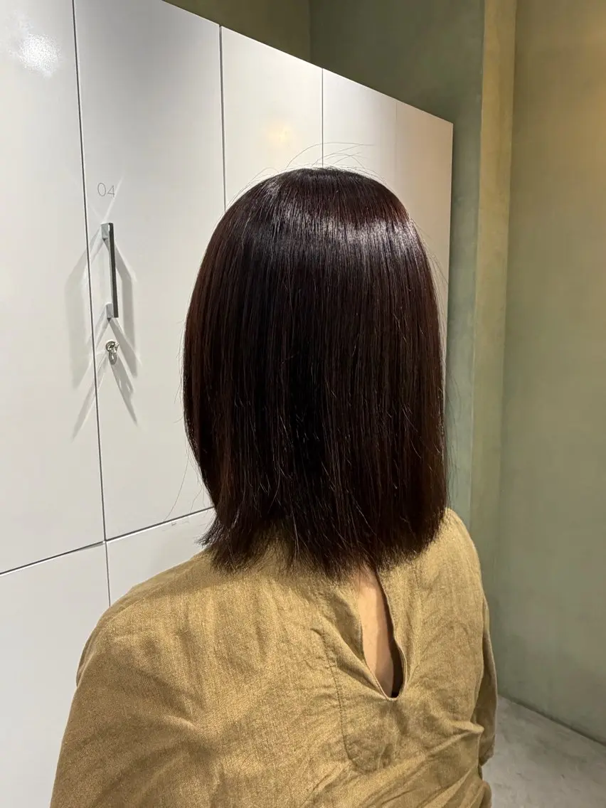 ミディアム カラー ブリーチ ブリーチなしカラー 今村 心音のヘアスタイル