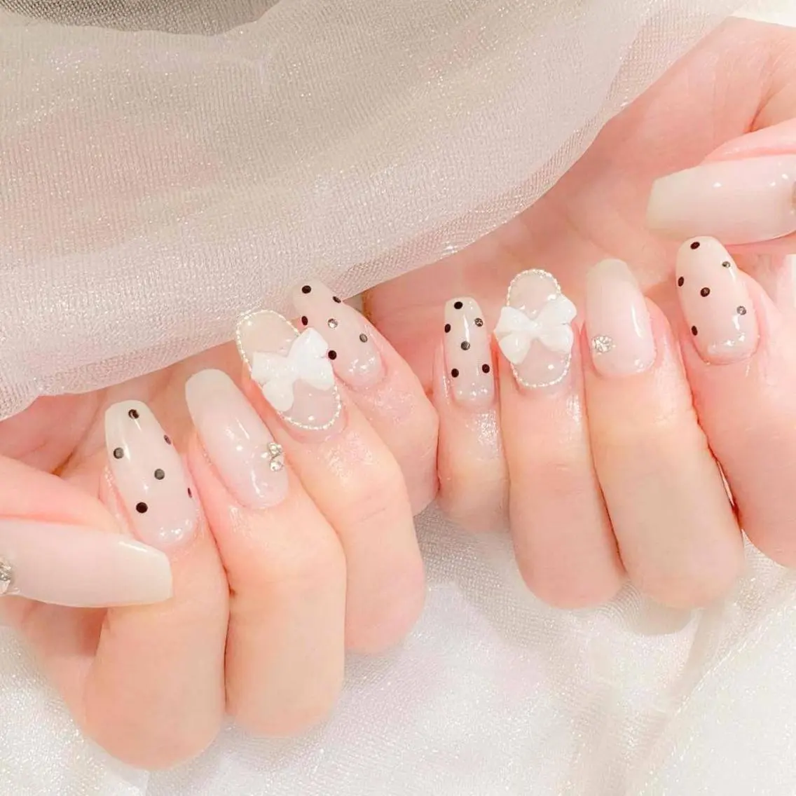 ネイル Lutena🖤 Katoのネイルデザイン