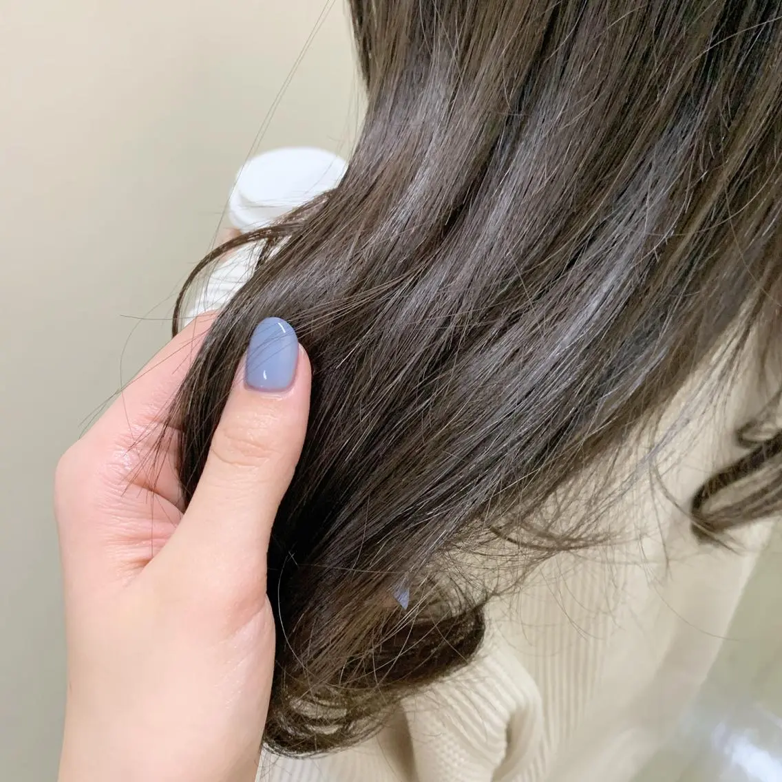 セミロング カラー ayaka 縮毛矯正レイヤーのヘアスタイル